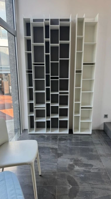 Piccola libreria MDF RANDOM