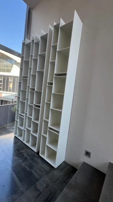 Piccola libreria MDF RANDOM