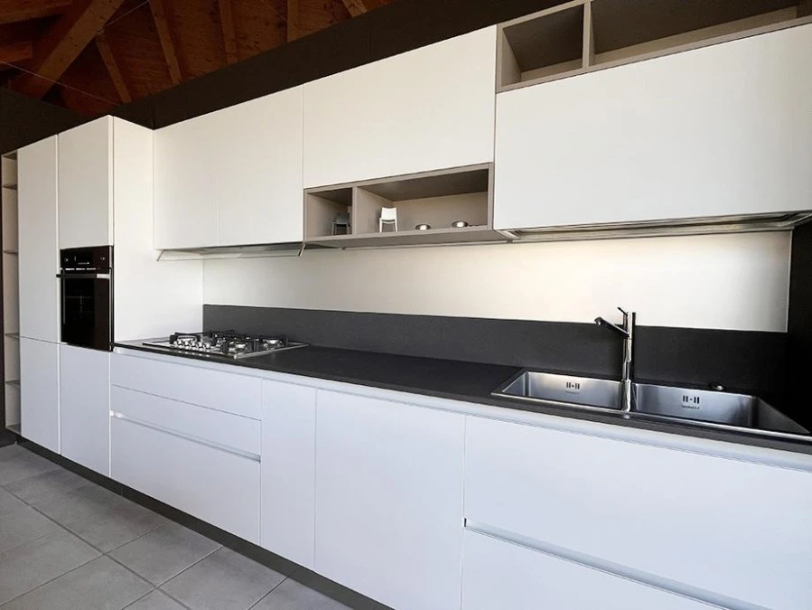 Cucina lineare Produzione Artigianale Emporio