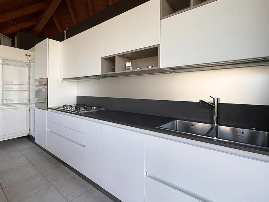 Cucina lineare Produzione Artigianale Emporio
