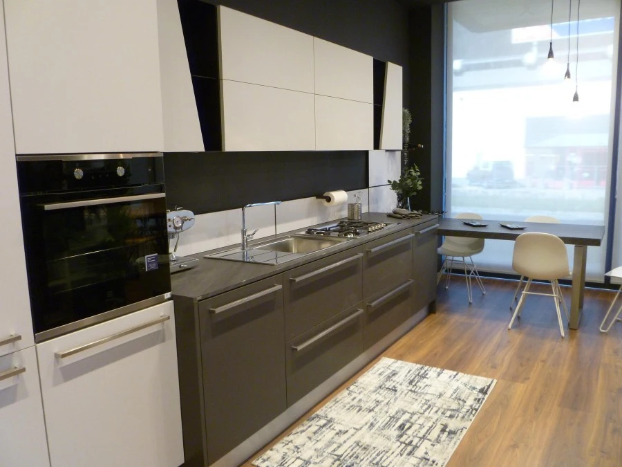 Cucina lineare Scavolini Mood