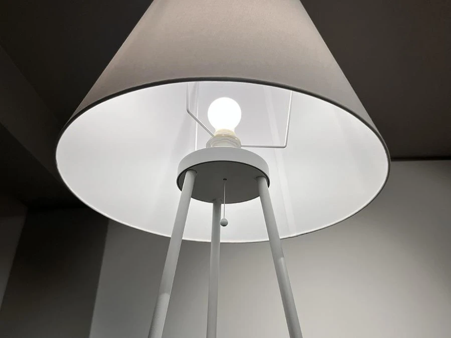 Lampada da terra Mogg TRI.BE.CA