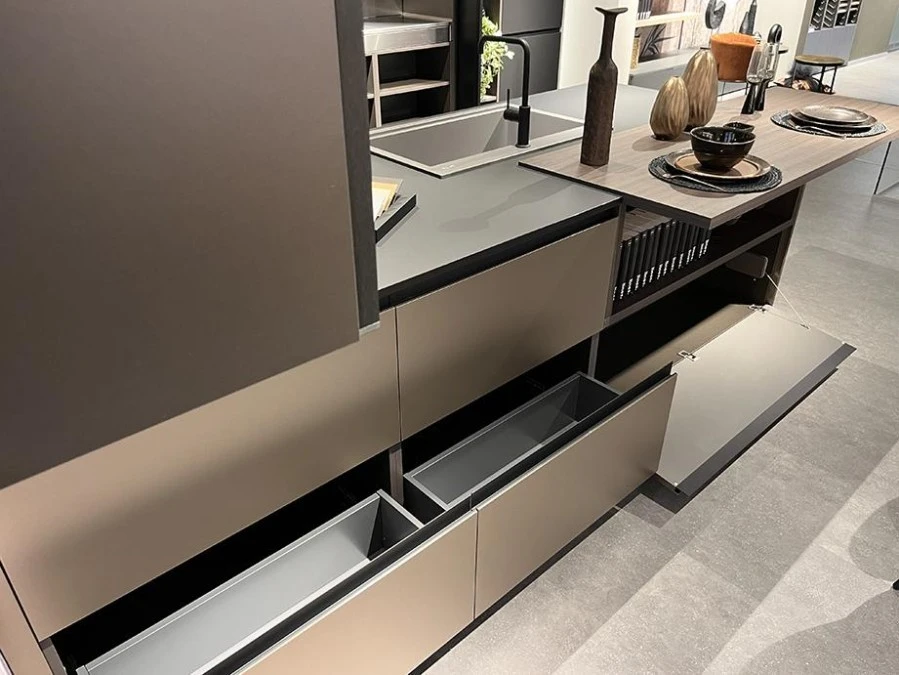Cucina con penisola Stosa Cucine Infinity penisola