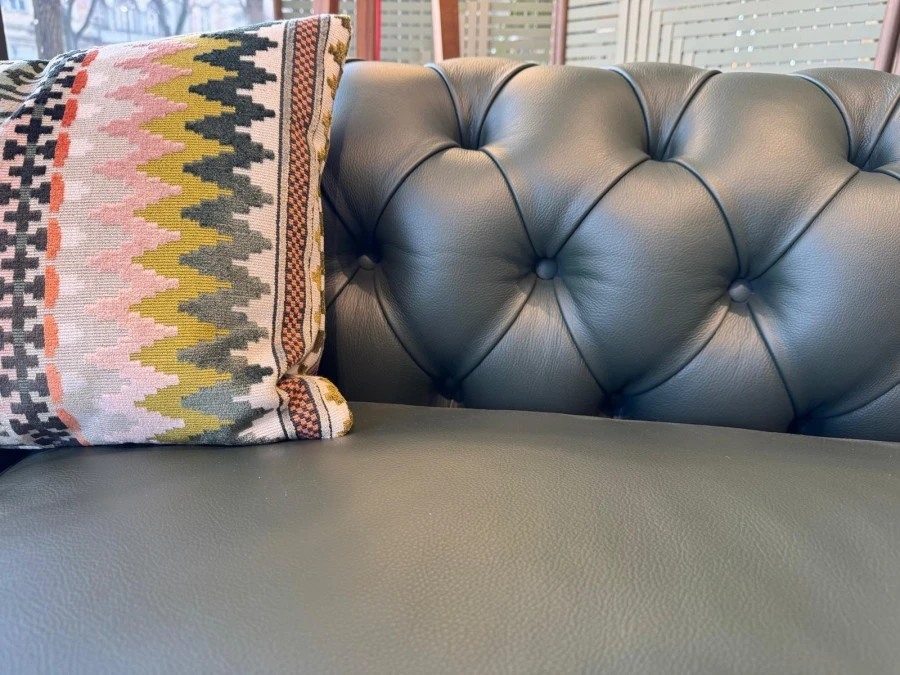 Divano Poltrona Frau Chester Line
