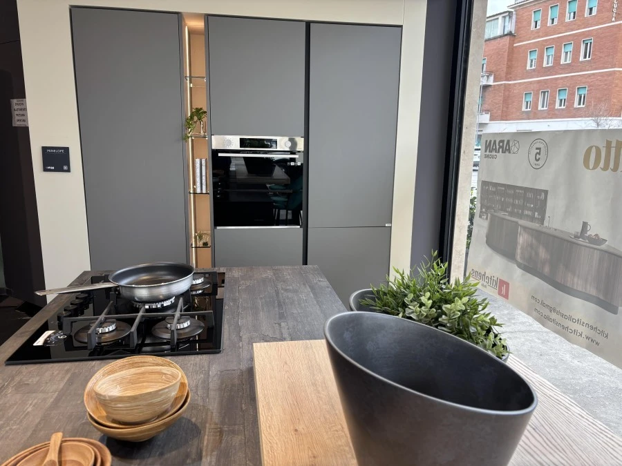 Cucina con Isola Aran cucine Penelope HPL