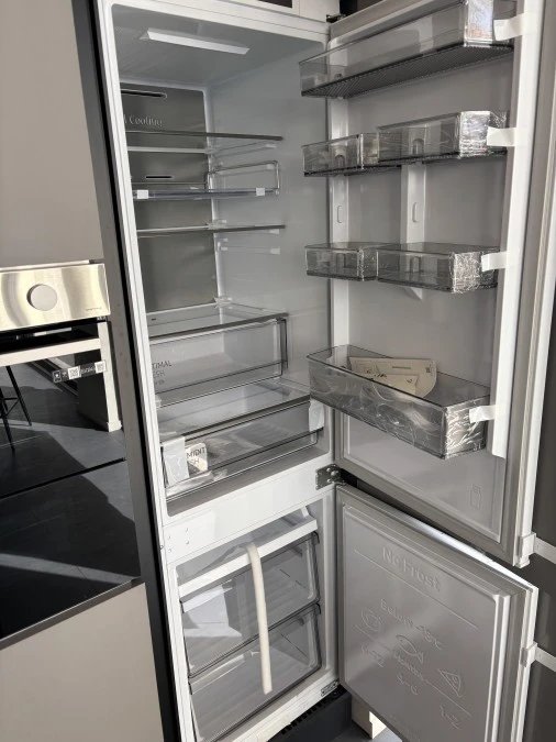 Cucina con Isola Aran cucine Penelope HPL