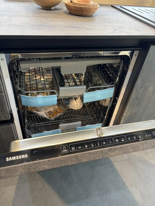 Cucina con Isola Aran cucine Penelope HPL