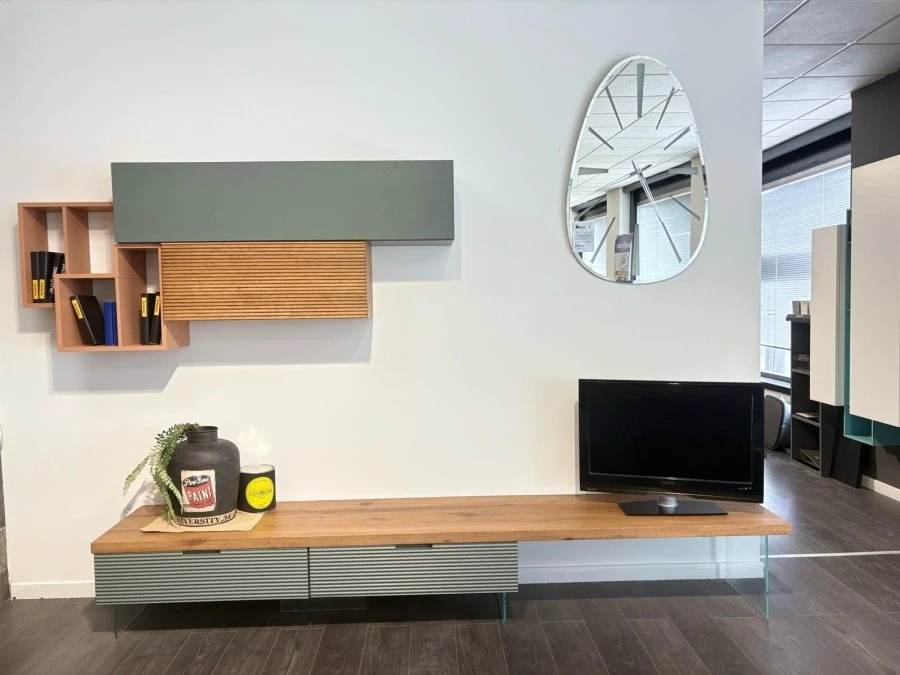 Complemento d'arredo Devina Nais composizione 016 L 022
