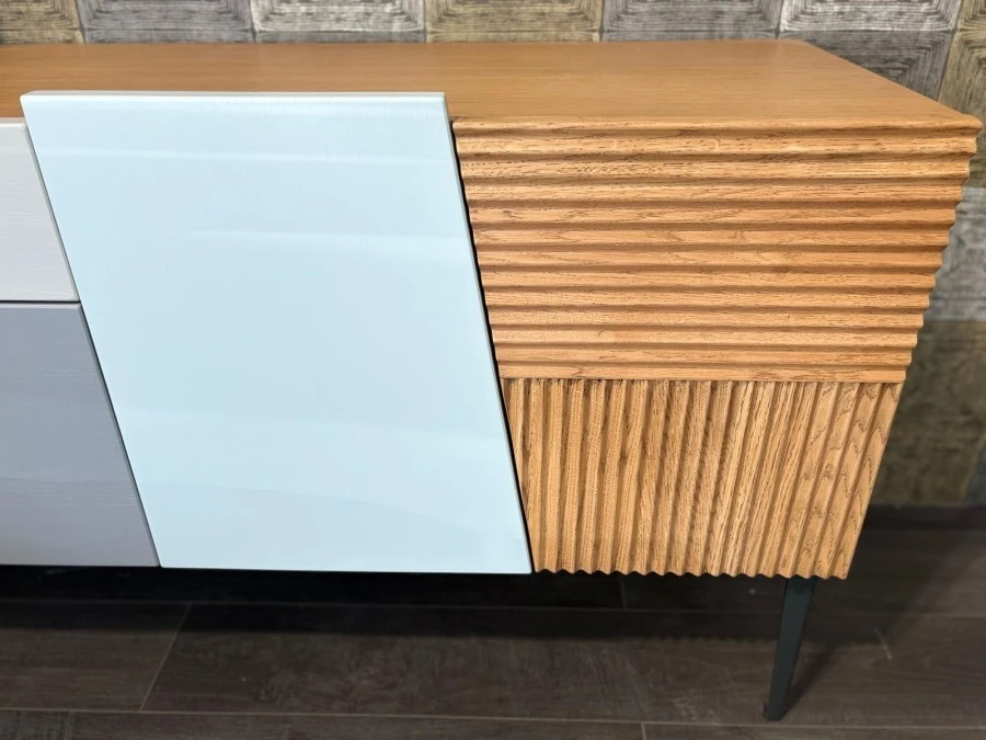 Complemento d'arredo Devina Nais composizione 016