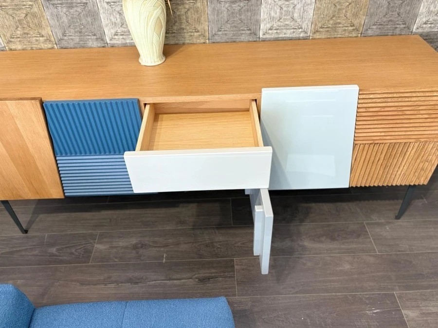 Complemento d'arredo Devina Nais composizione 016