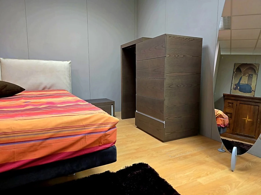 Camera Veneran Glass + Agape + Flos