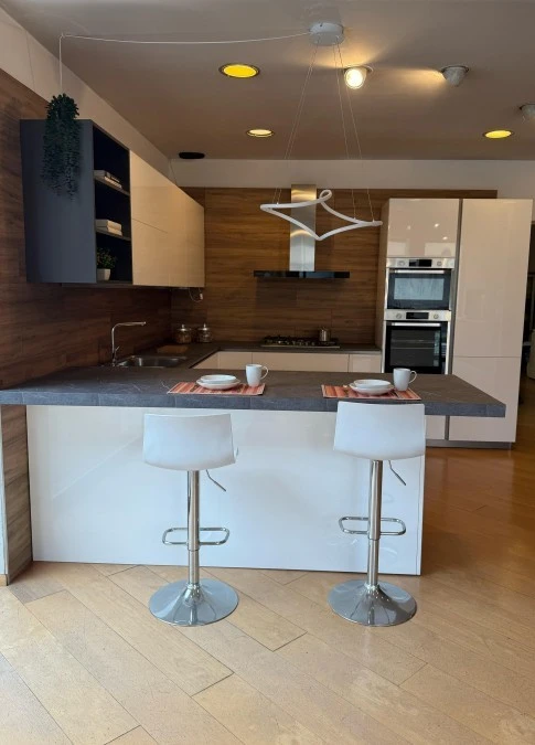 Cucina con penisola Armony Ypsilon