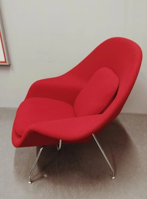 Poltrona Knoll Womb Relax