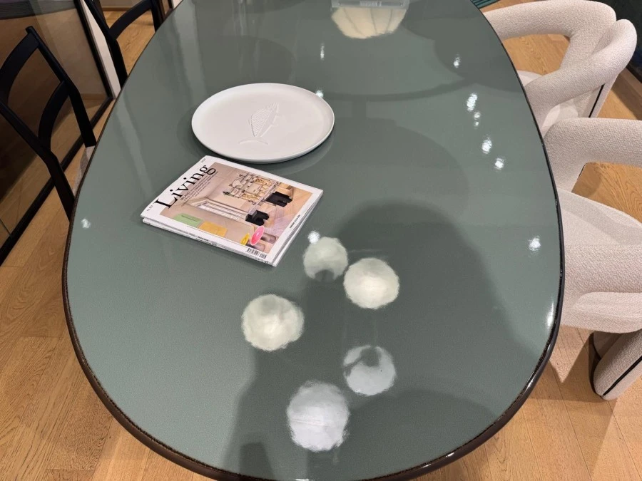 Tavolo ovale Cassina Sengu Table