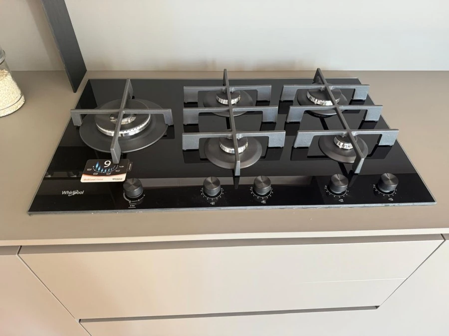Cucina lineare Armony Tau