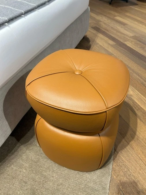 Pouf Poltrona Frau Leplì