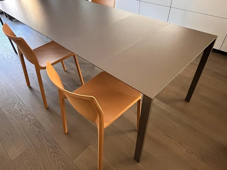 Tavolo allungabile Kristalia Thin-k