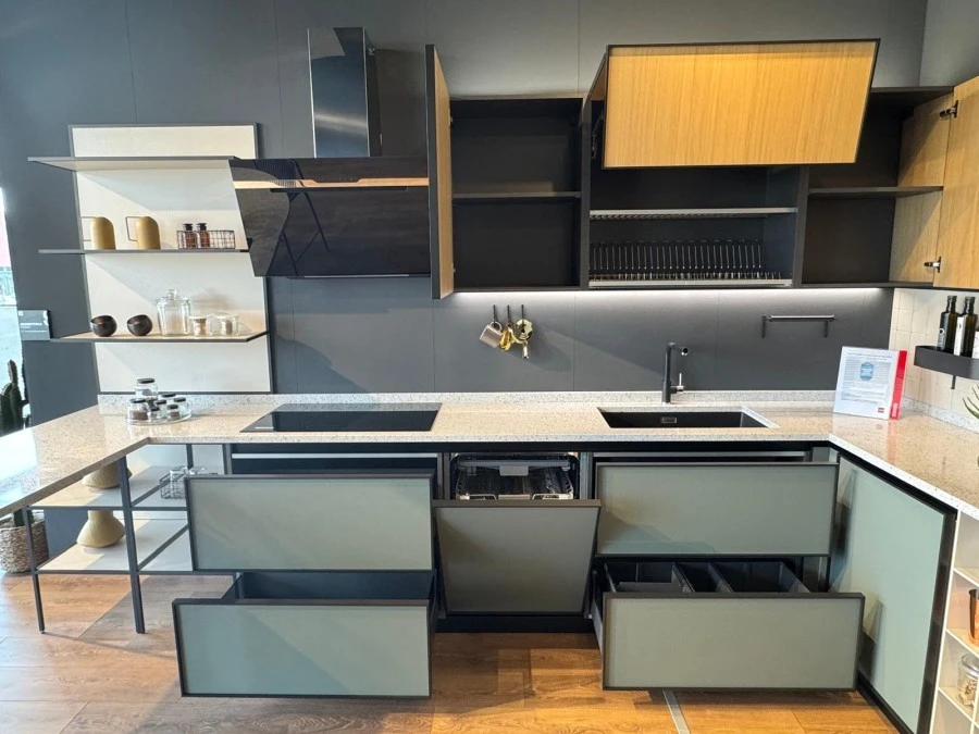Cucina angolare Scavolini Jeometrica