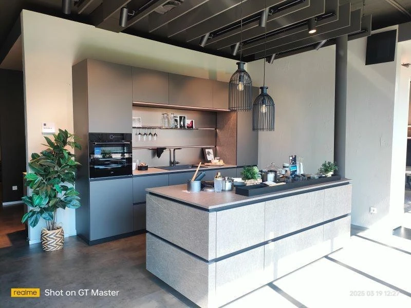 Cucina con Isola Stosa Cucine METROPOLIS