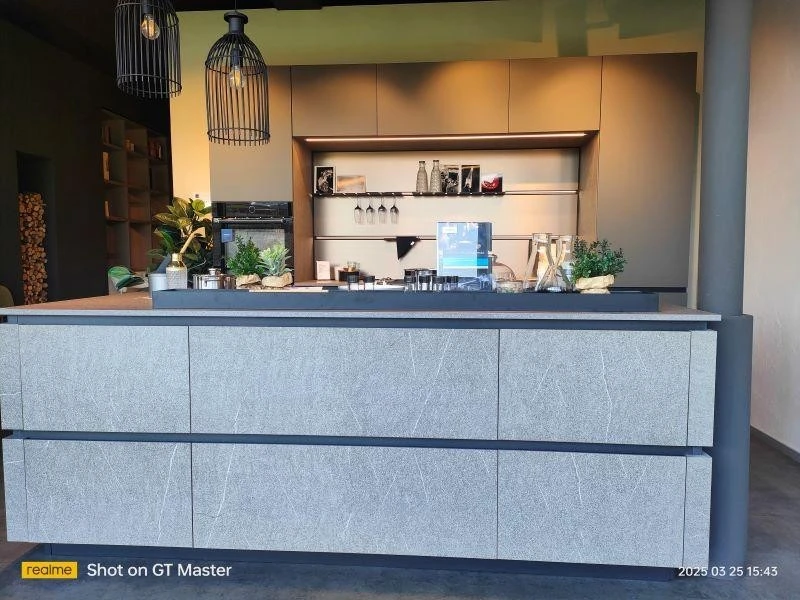 Cucina con Isola Stosa Cucine METROPOLIS