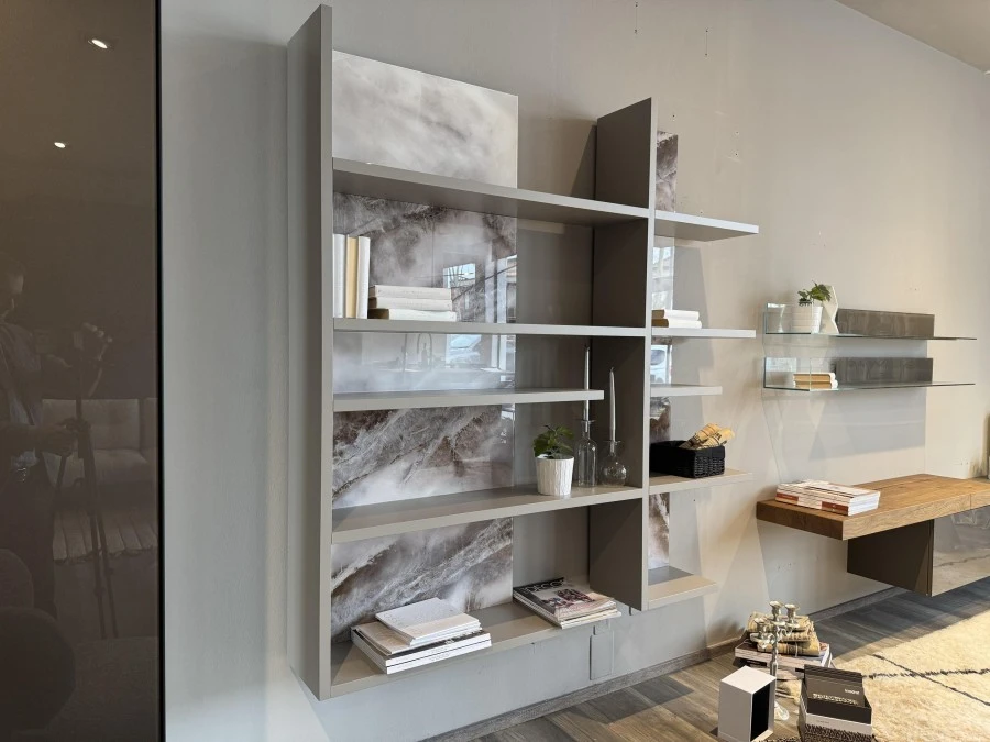 Libreria Lago Pentagram