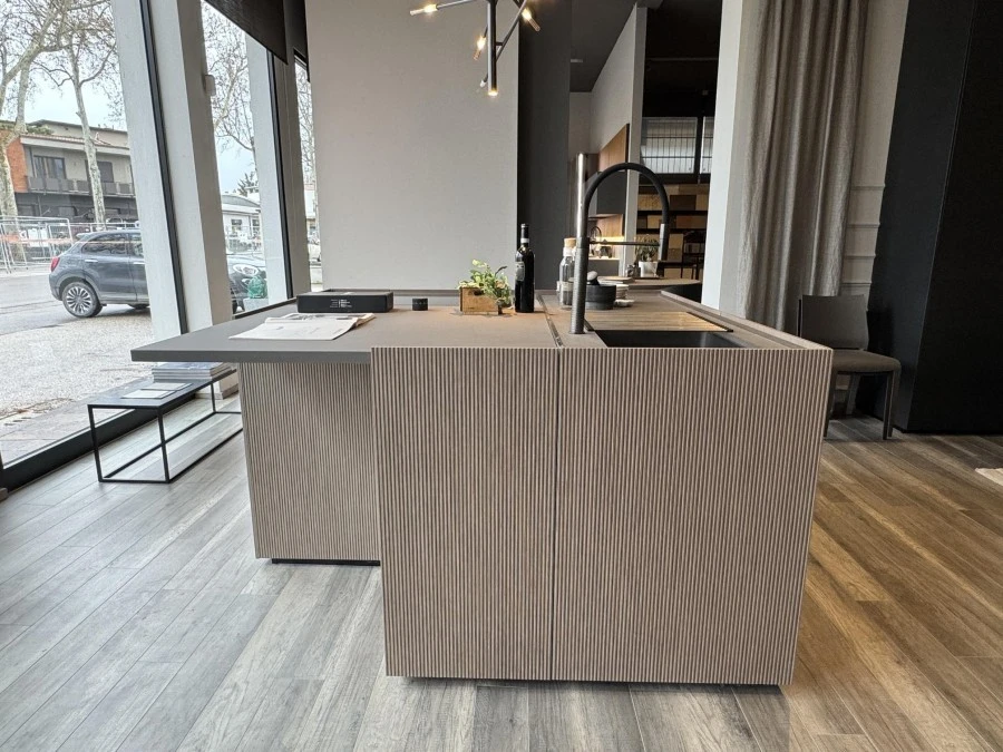 Cucina con Isola Meson's Slim