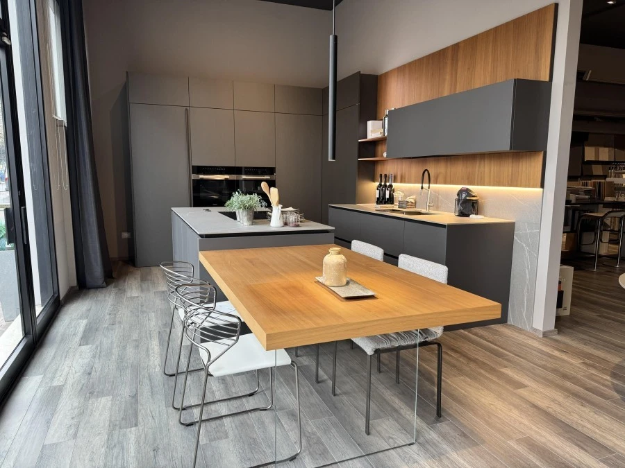 Cucina con Isola Meson's Goccia