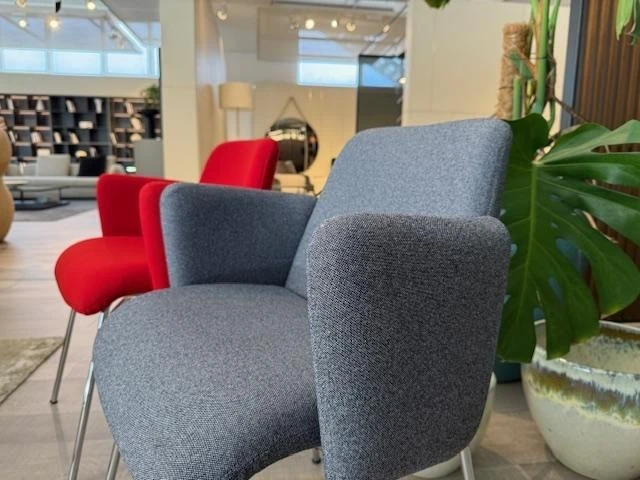Sedia con braccioli Kartell Moorea