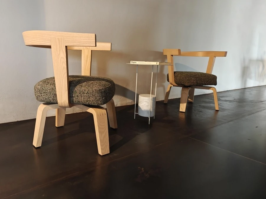 Sedia con braccioli Molteni&C. Porta Volta