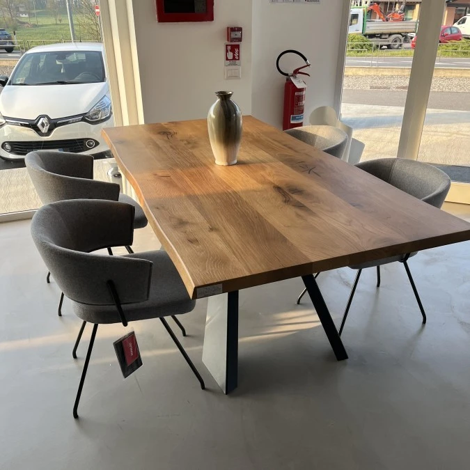 Olivari Srl - Alta Corte tavolo metal_