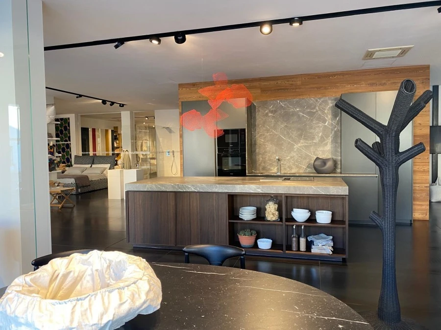 Cucina con Isola Key SLIM + KUADRA