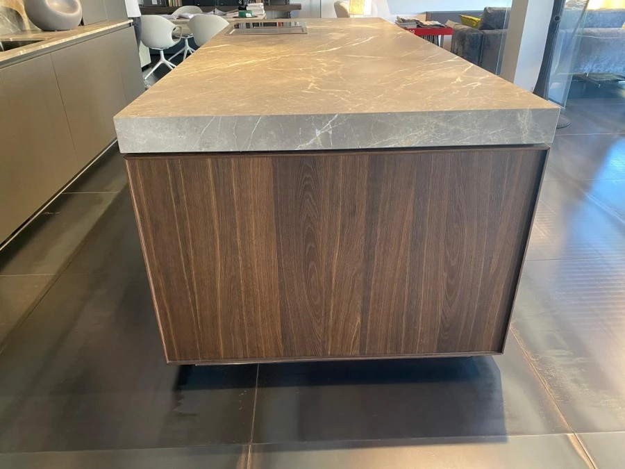 Cucina con Isola Key SLIM + KUADRA