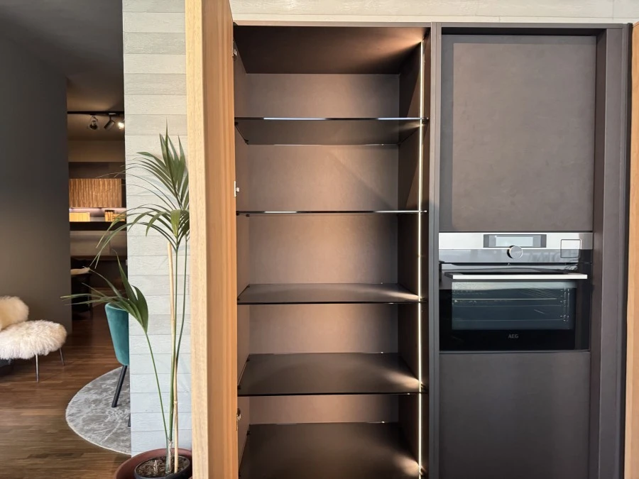 Cucina con Isola Modulnova Skill + Frame
