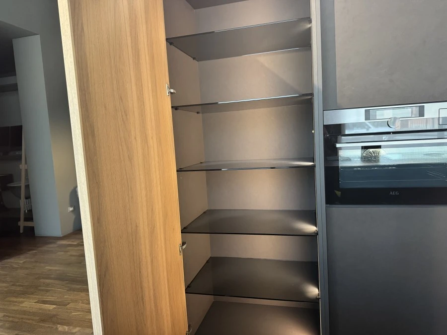Cucina con Isola Modulnova Skill + Frame