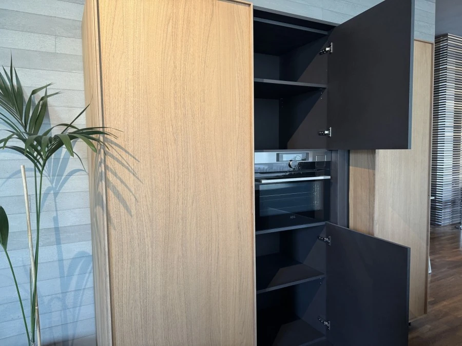 Cucina con Isola Modulnova Skill + Frame
