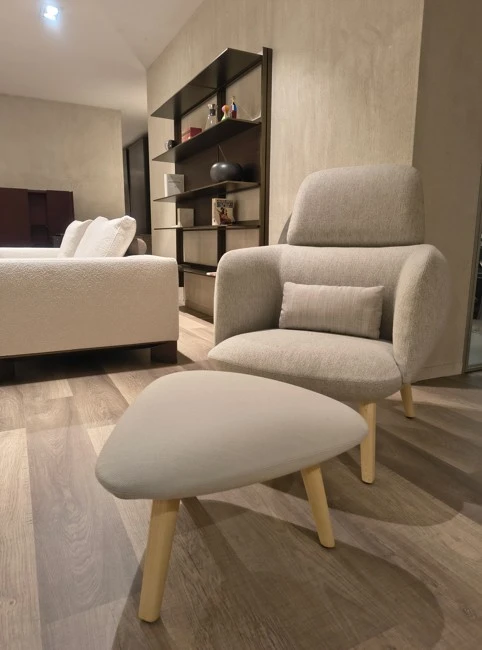 Poltrona con pouf Maxdesign Betty
