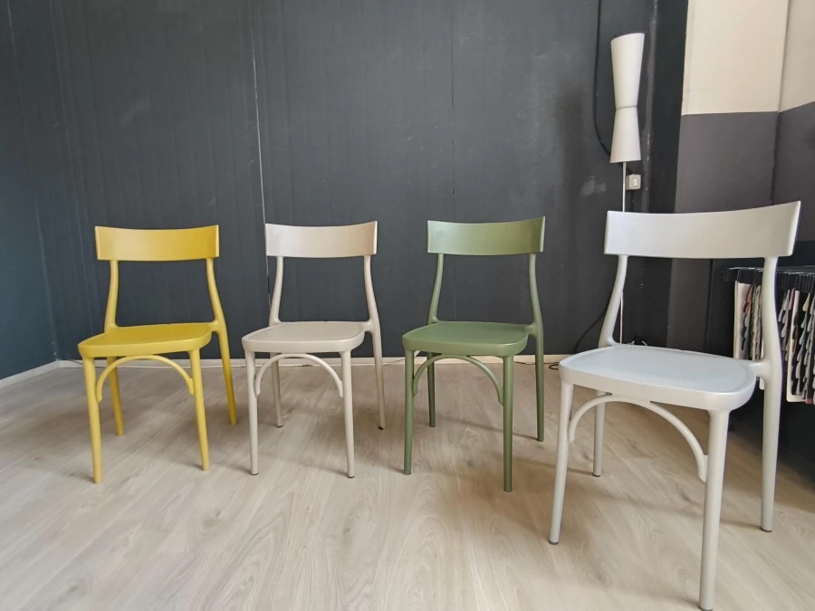Sedia senza braccioli Colico Design Milano 2015