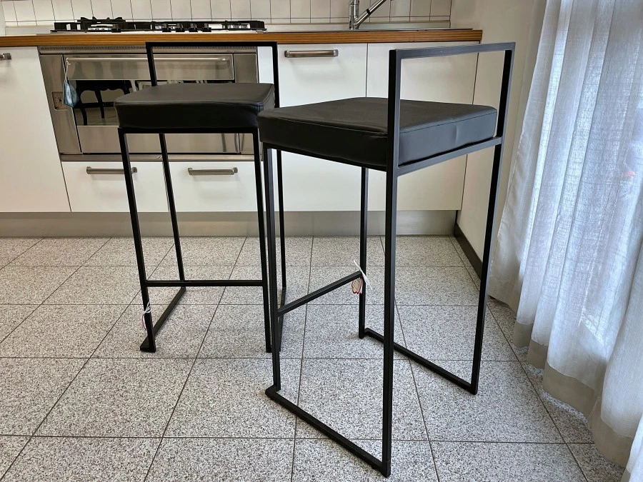 Sgabello Produzione Artigianale Dodo  (set di 2)