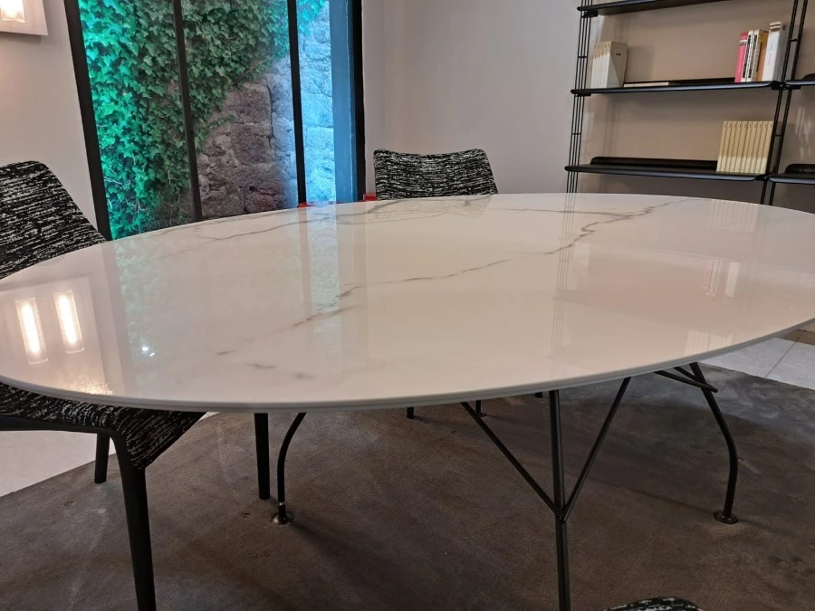 Tavolo ovale Kartell Glossy