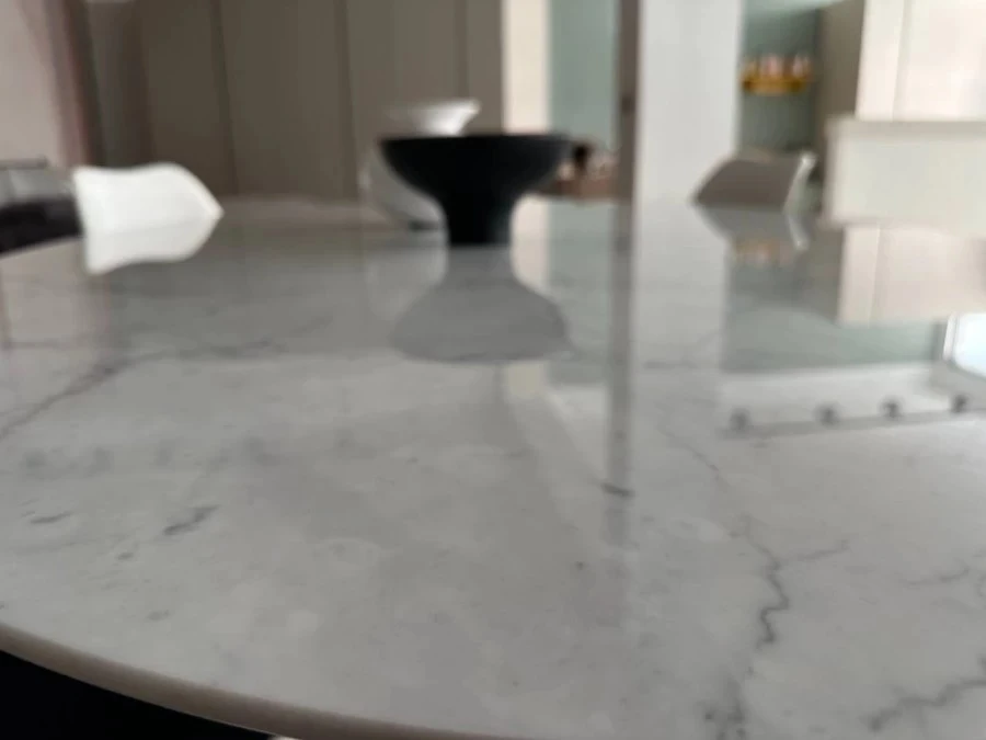 Tavolo e sedia Alivar saarinen