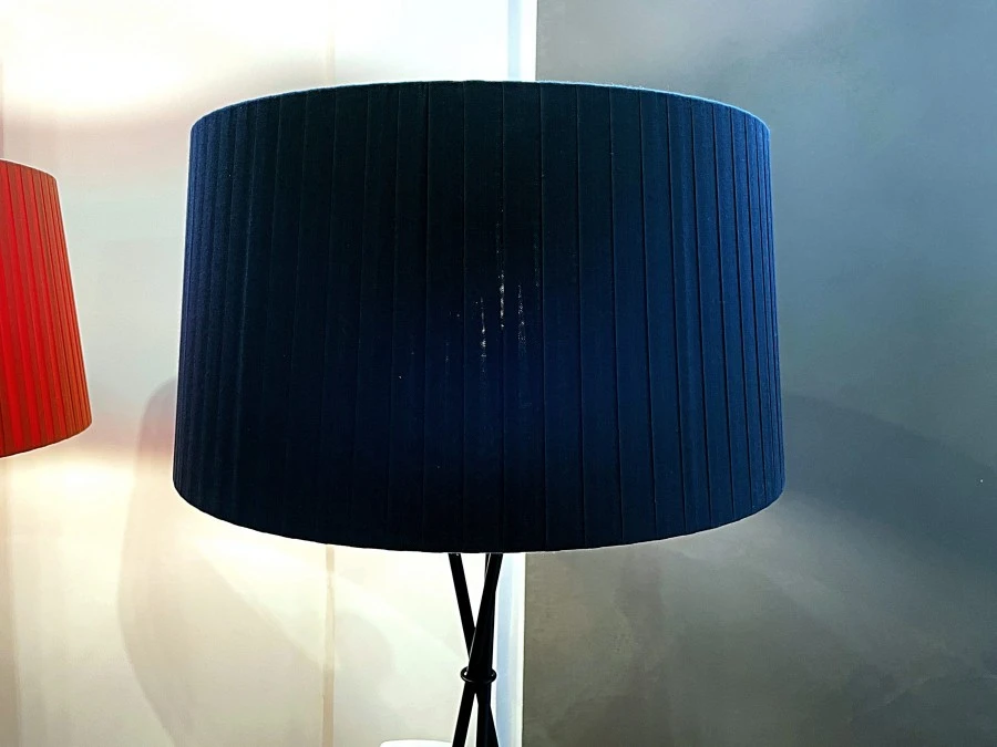Lampada da terra Santa & Cole Trípode G5
