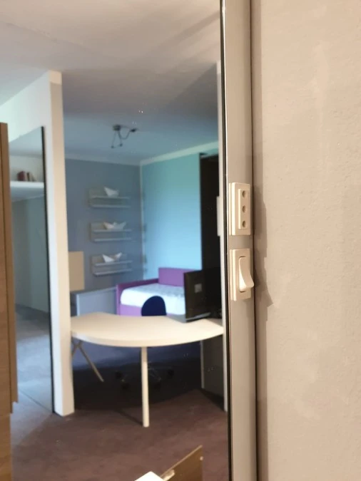 Mobile bagno Produzione Artigianale anta gola J
