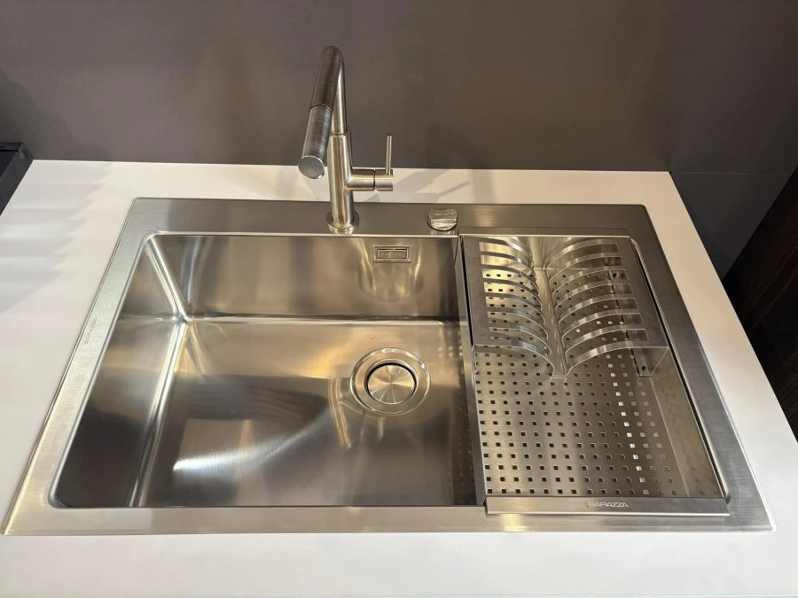 Cucina lineare Pedini Moka