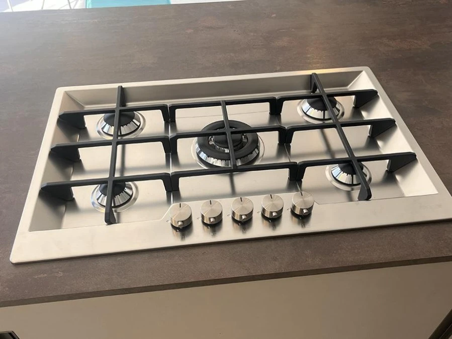 Cucina con penisola Composit Lounge