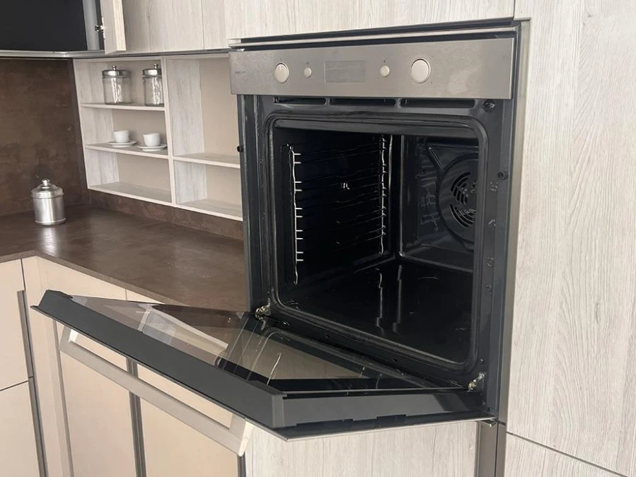Cucina con penisola Composit Lounge