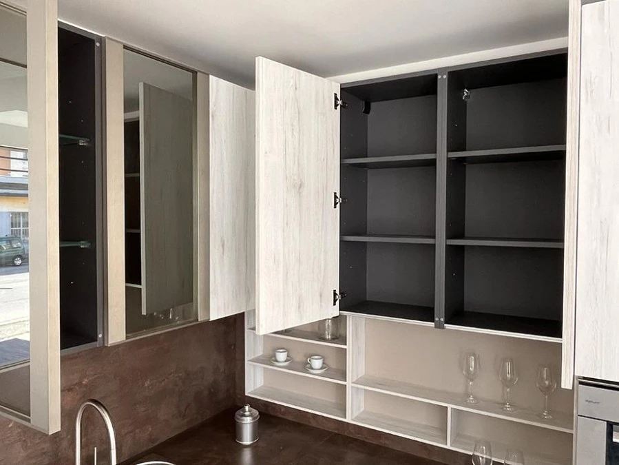 Cucina con penisola Composit Lounge