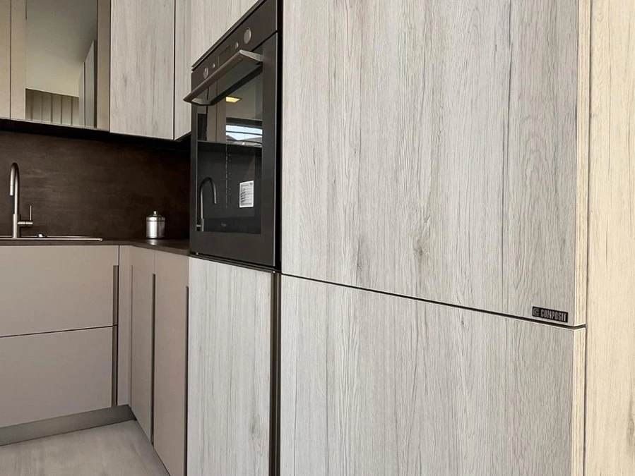 Cucina con penisola Composit Lounge