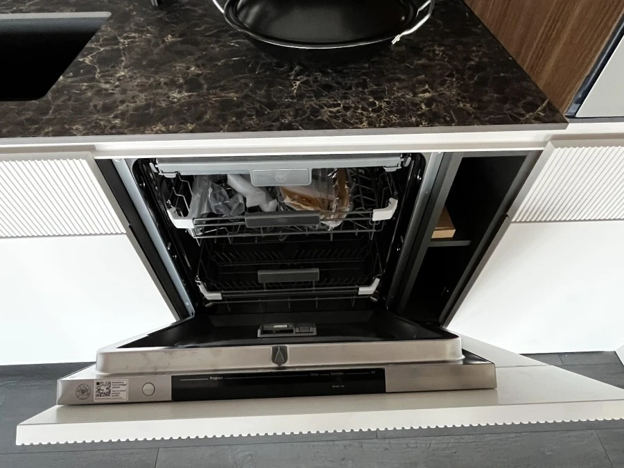 Cucina con penisola Aster Cucine Atelier