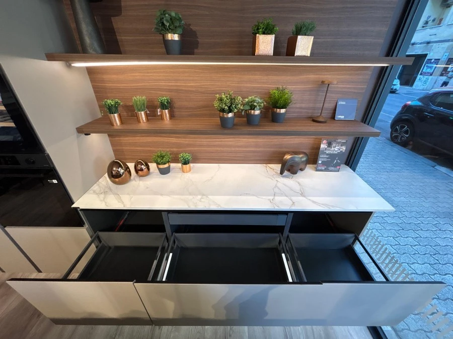 Cucina con Isola Aran cucine Erika Pet
