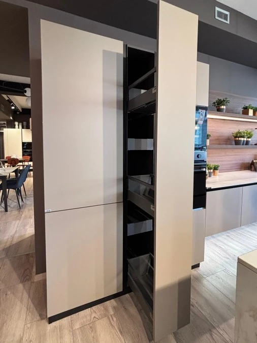 Cucina con Isola Aran cucine Erika Pet